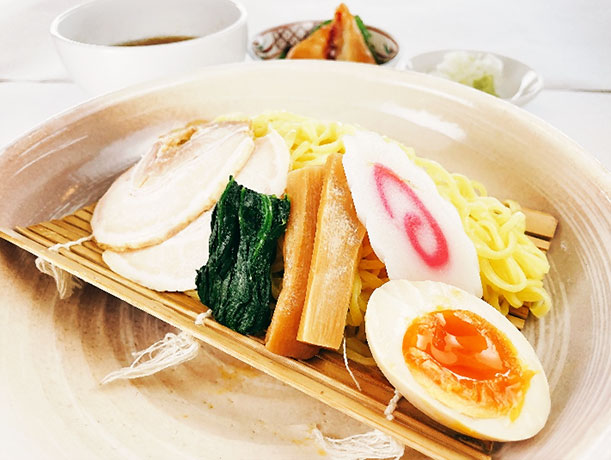 ざるラーメン