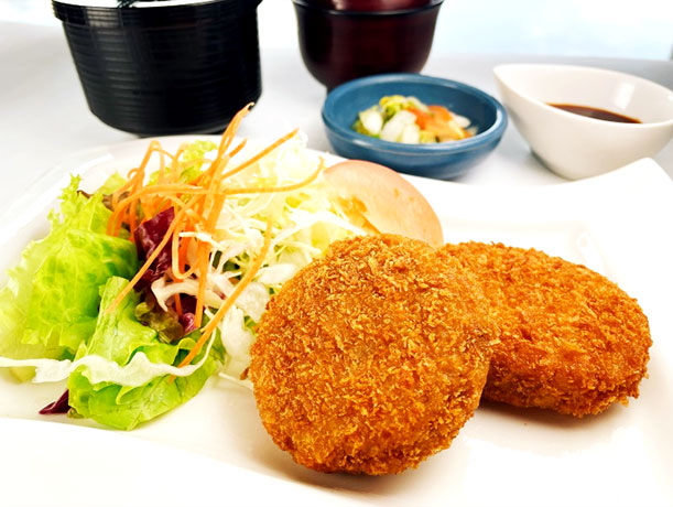 メンチ＆コロッケ盛り合わせ